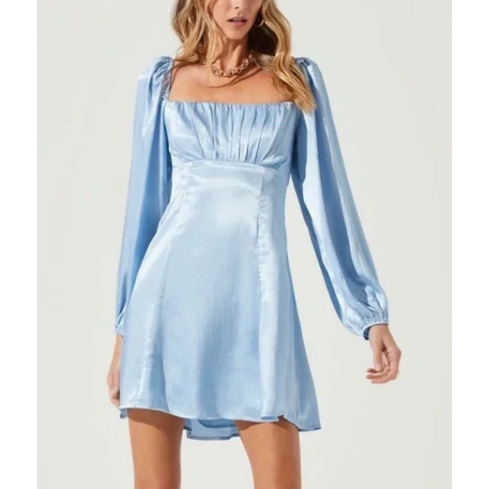 ASTR The‎ Label Long Sleeve Satin Mini Dress Blue Large NWOT
